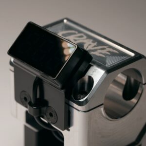 צג מתח לסטם CRAVE